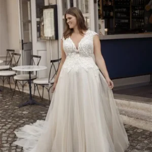 robe de mariée purity curve by modeca
